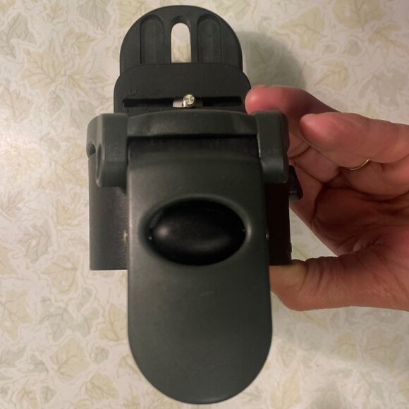 Swarovski DCB II Photography/Digiscoping Camera Adapter for ATS HD/STS HD/ATM/ST - Picture 8 of 16